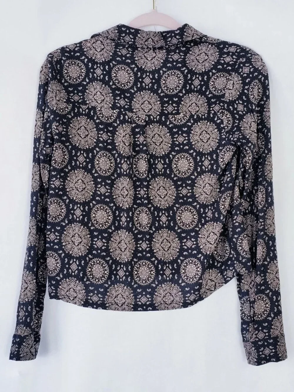 Black patterned lightweight button down